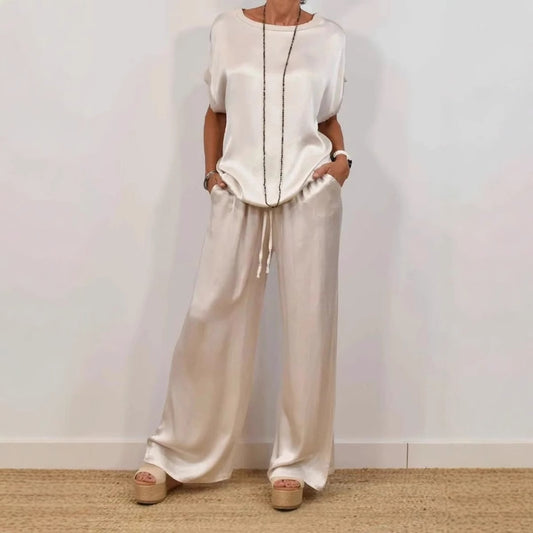 Elegant Lounge Set – Top and Pants