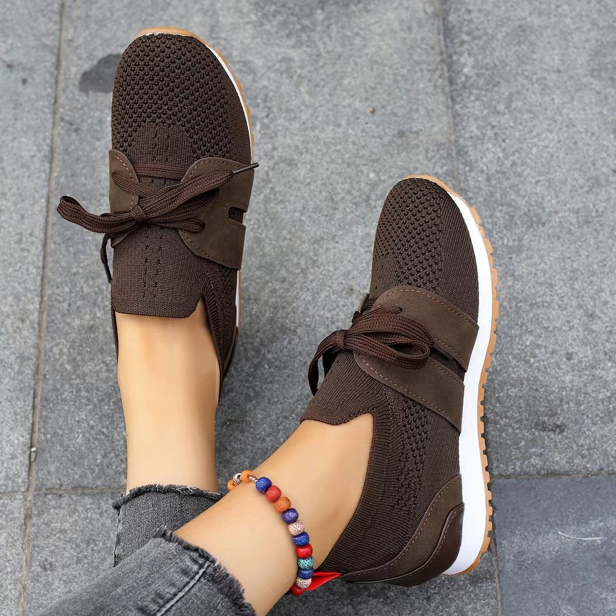 Women’s Casual Lace-Up Walking Shoes
