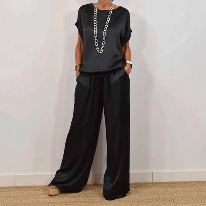 Elegant Lounge Set – Top and Pants