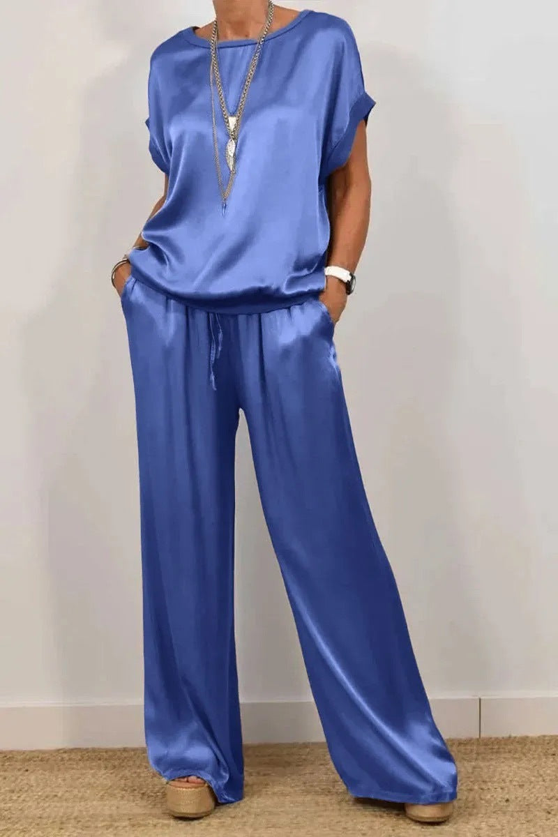 Elegant Lounge Set – Top and Pants
