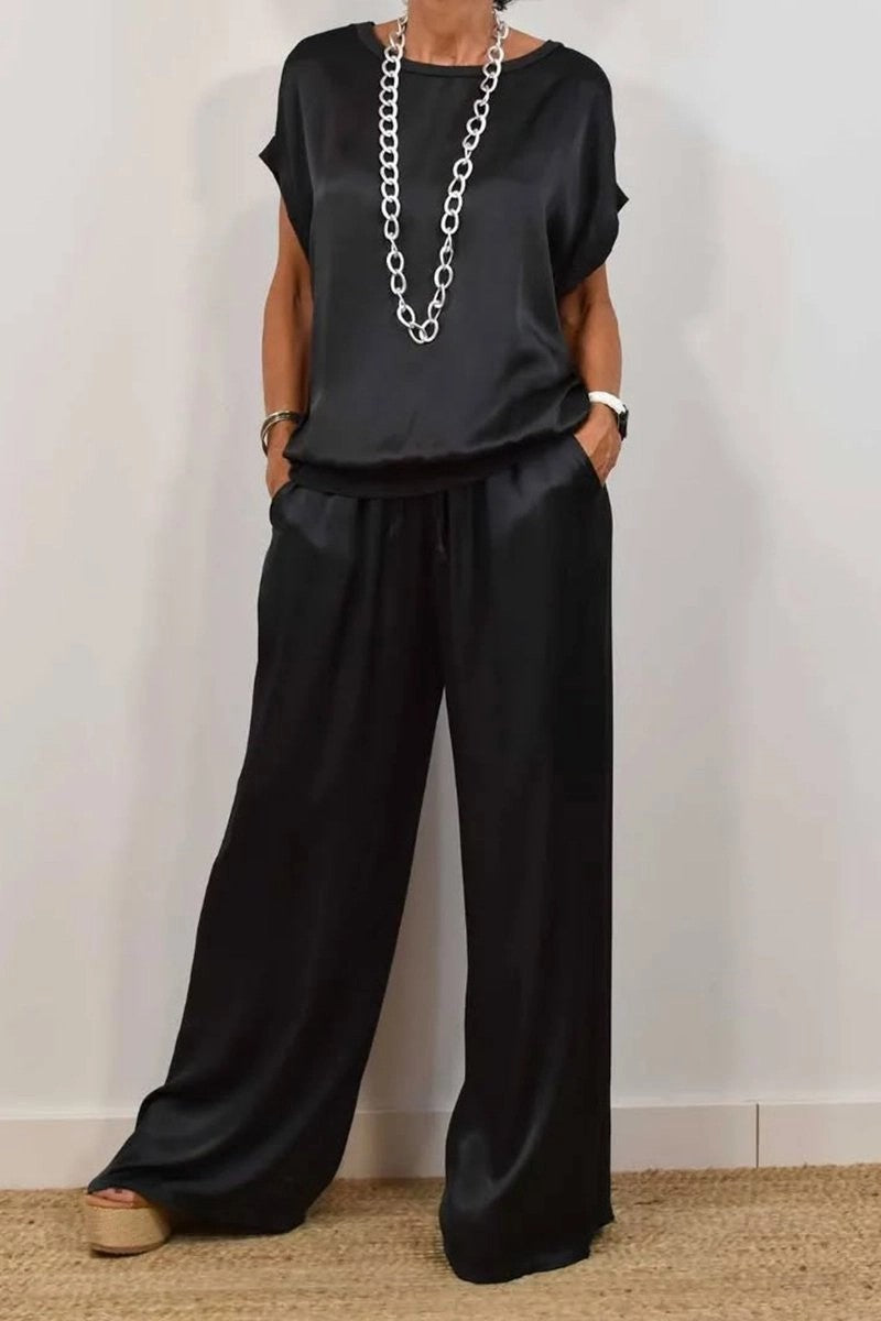 Elegant Lounge Set – Top and Pants